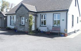 Toomullin House Accommodation